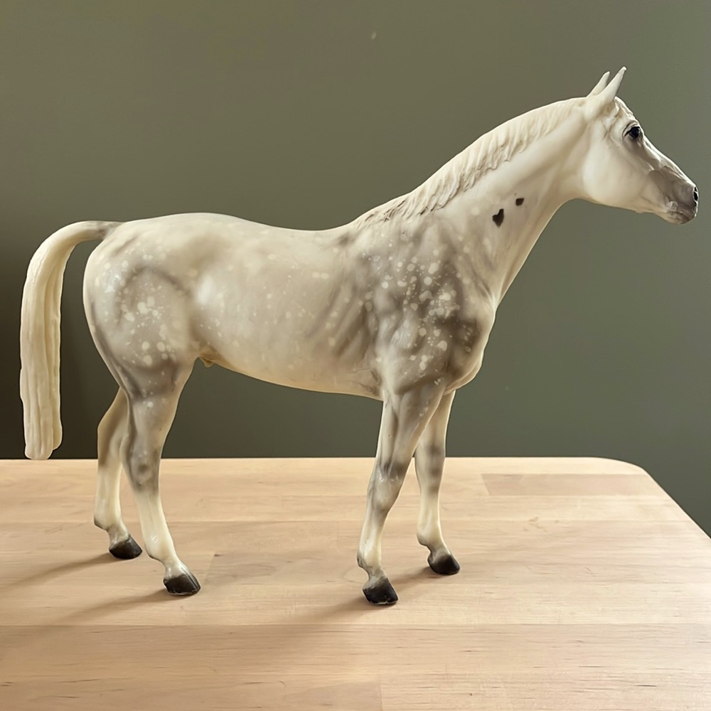 Breyer Abdullah 1989 LE Trakehner Olympic Showjumper Grey